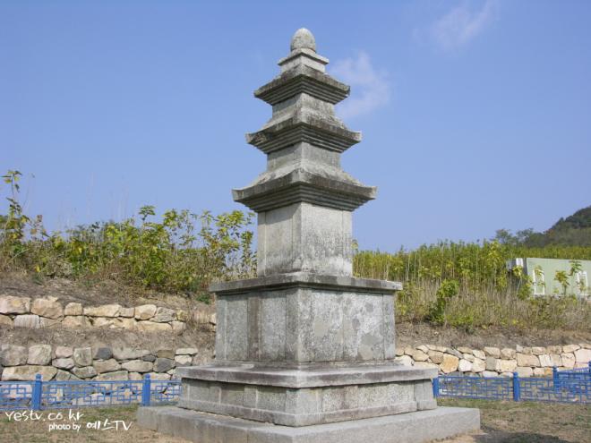 영광 신천리 삼층석탑