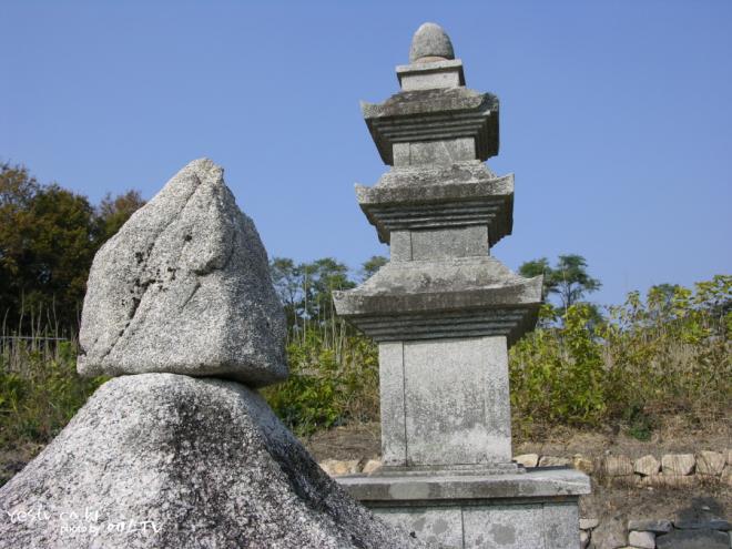 영광 신천리 삼층석탑