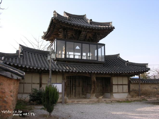 영광 연안김씨종택