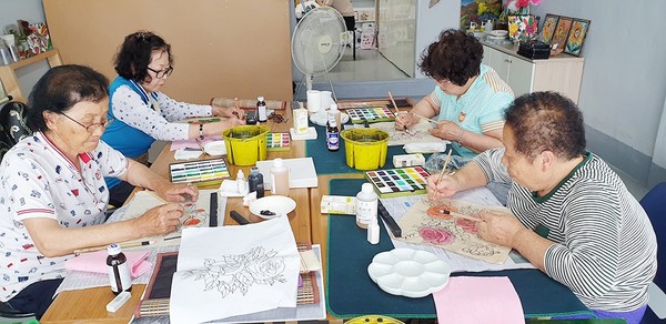 영광읍 행복나누리 민화그리기