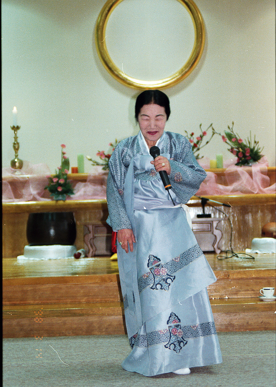 2000년 영산원불교대학교(현 영산선학대학) 초청 강의 때의 모습