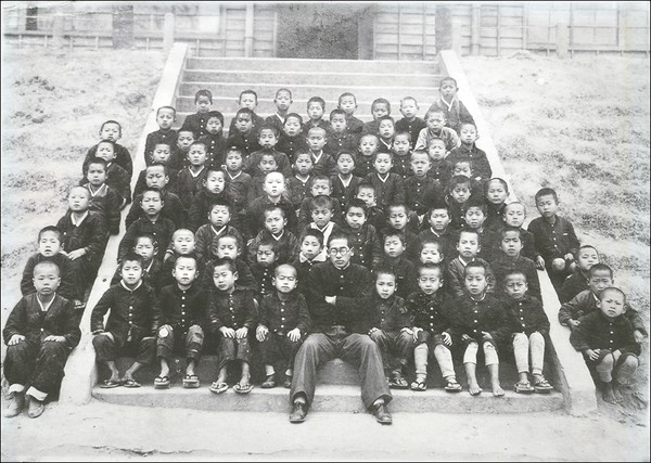 법성공립보통학교 제22회 입학기념(1932, 법성포초등학교)